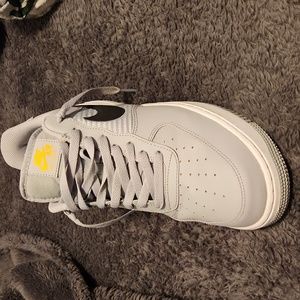 Nike Air Force 1's grey and black